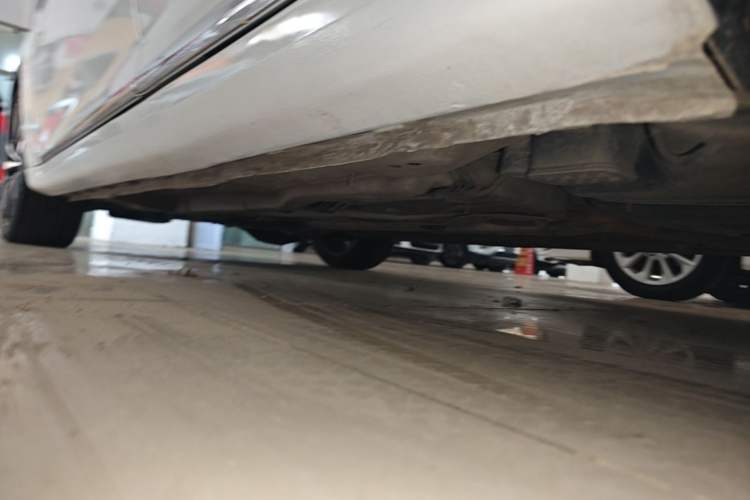 Used MG 6 2017 20T Automatic Trophy Prestige Internet Edition China V Standard Left Side Sill