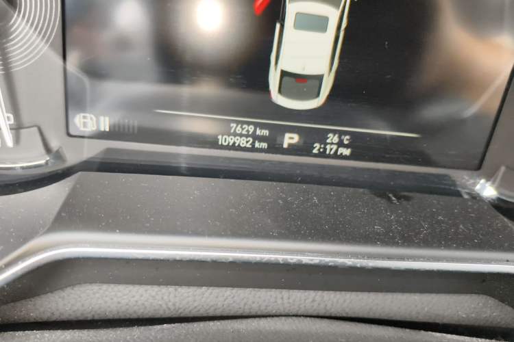 Used MG 6 2017 20T Automatic Trophy Prestige Internet Edition China V Standard Odometer Close Up