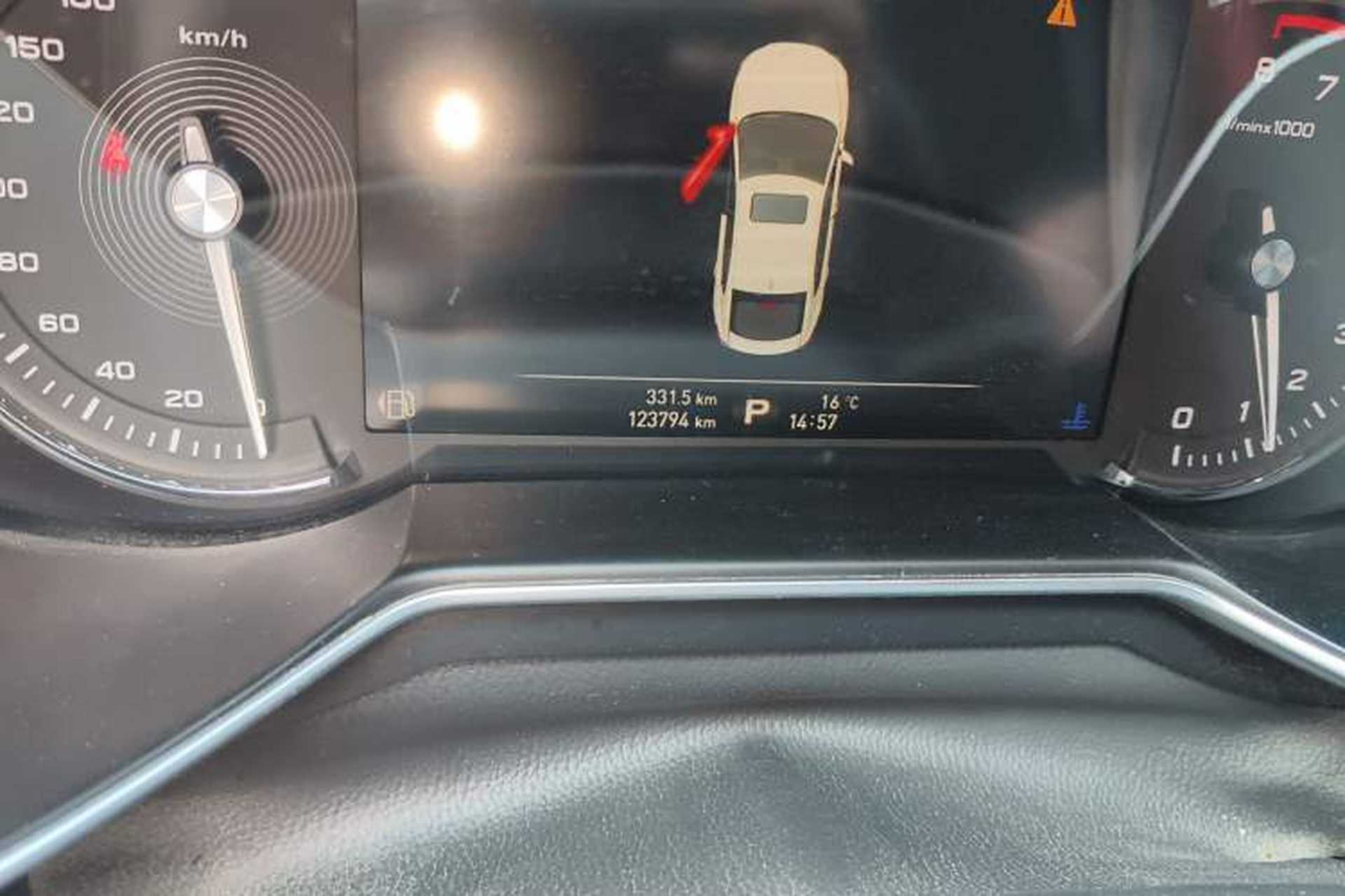 Used MG 6 2017 20T Automatic Trophy Prestige Internet Edition China V Standard Odometer Close Up