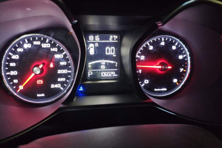 Used MG 6 2017 20T Automatic Prestige Internet Edition China V Standard Odometer Close Up