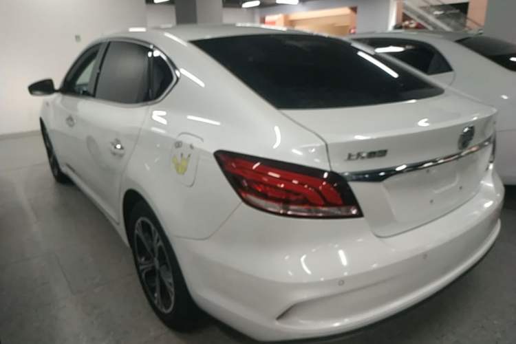 Used MG 6 2017 20T Automatic Luxury Smart Connect Version China V Standard Rear Left 45 Deg
