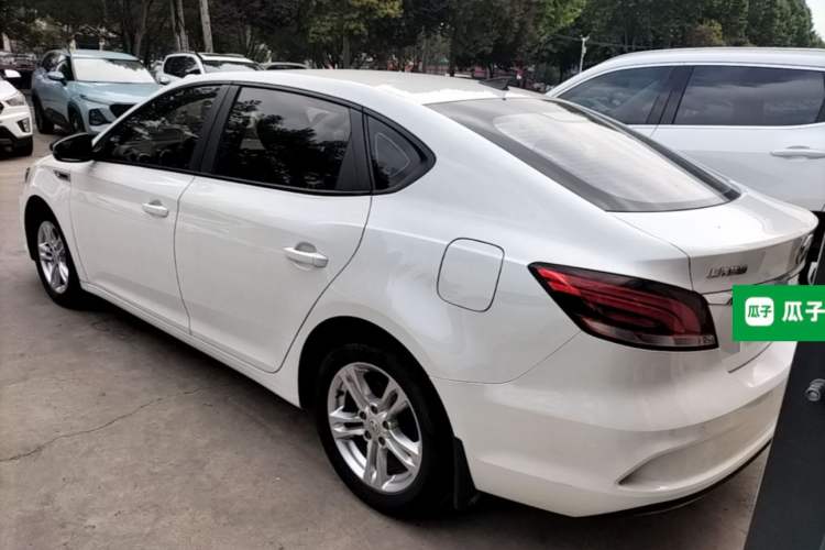 Used MG 6 2017 20T Automatic Elite Smart Connect Version China V Standard Rear Left 45 Deg