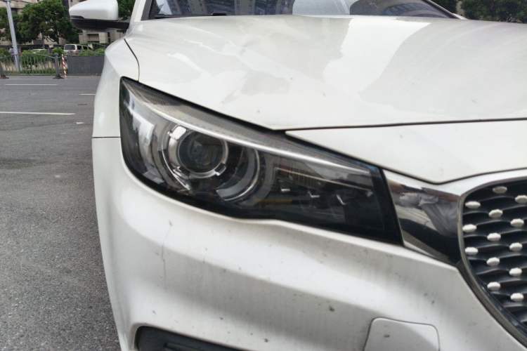Used MG 6 2017 20T Automatic Elite Smart Connect Version China V Standard Right Front Headlight