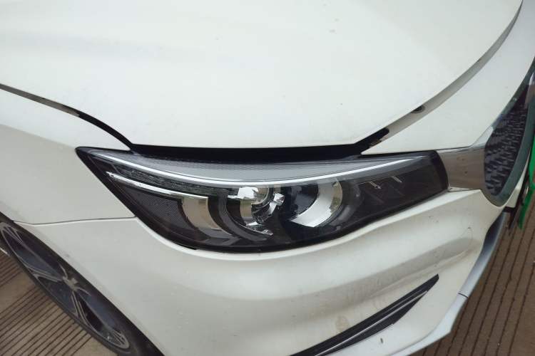 Used MG 6 2017 20T Automatic Luxury Smart Connect Version China V Standard Right Front Headlight