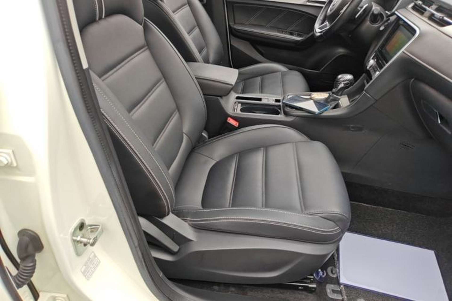 Used MG 6 2017 20T Automatic Luxury Smart Connect Version China V Standard Right Front Seat