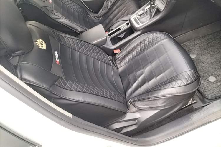 Used MG 6 2017 20T Automatic Elite Smart Connect Version China V Standard Right Front Seat