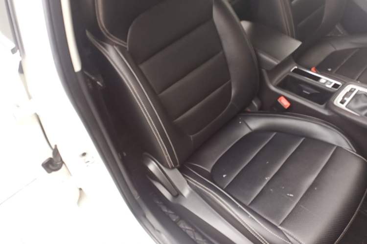 Used MG 6 2017 20T Automatic Elite Smart Connect Version China V Standard Right Front Seat