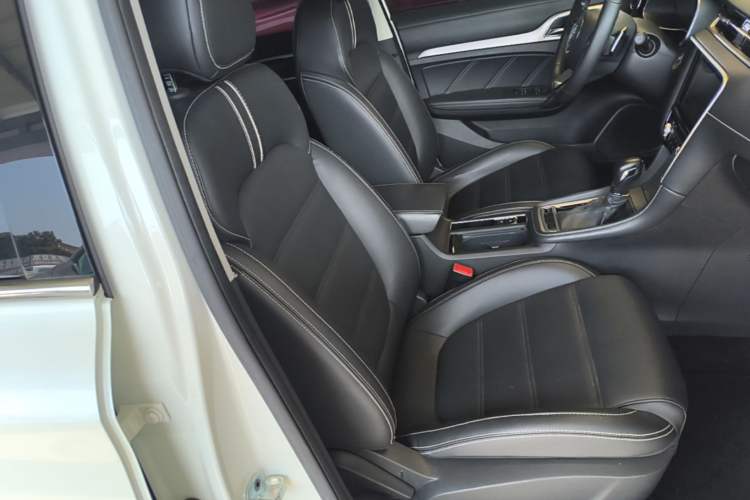 Used MG 6 2017 20T Automatic Luxury Smart Connect Version China V Standard Right Front Seat