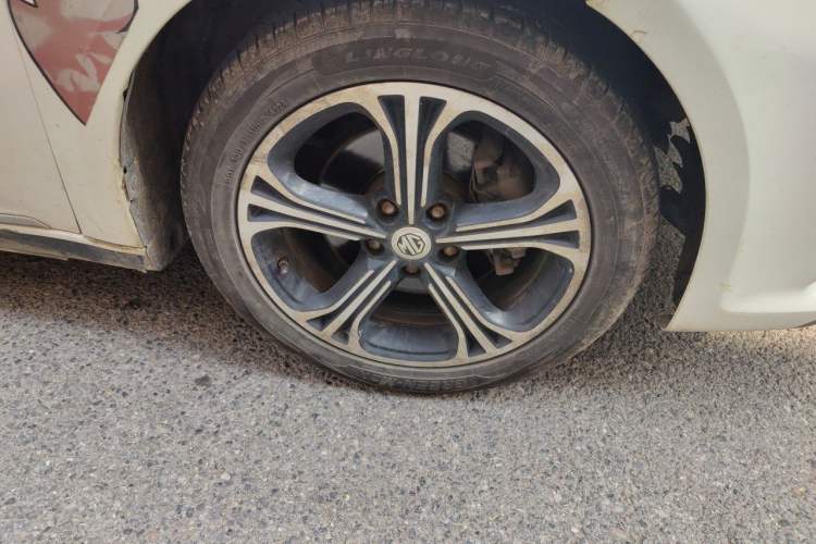 Used MG 6 2017 20T Automatic Luxury Smart Connect Version China V Standard Right Front Wheel Hub