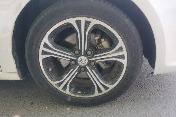 Used MG 6 2017 20T Automatic Luxury Smart Connect Version China V Standard Right Front Wheel Hub