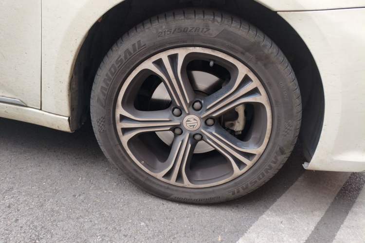 Used MG 6 2017 20T Manual Luxury Smart Connect Version China V Standard Right Front Wheel Hub