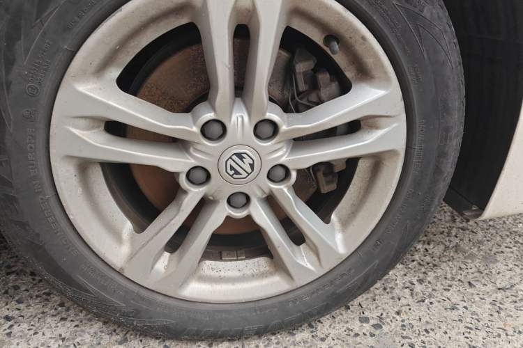 Used MG 6 2017 20T Automatic Elite Smart Connect Version China V Standard Right Front Wheel Hub