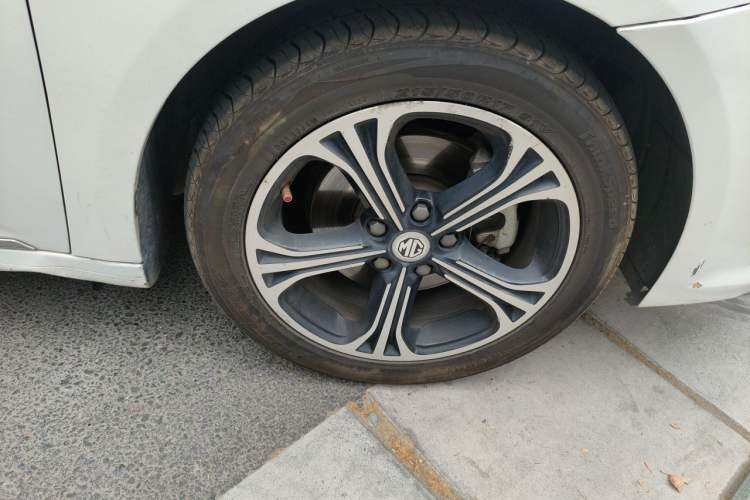 Used MG 6 2017 20T Automatic Luxury Smart Connect Version China V Standard Right Front Wheel Hub
