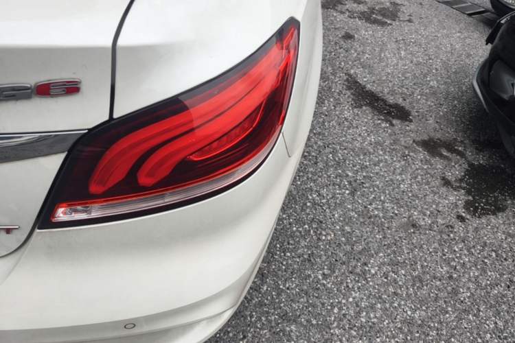 Used MG 6 2017 20T Automatic Luxury Smart Connect Version China V Standard Right Rear Taillight