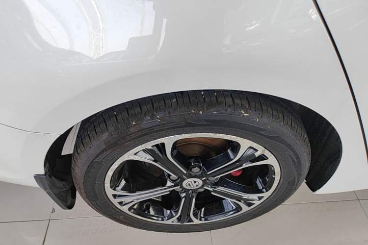 Used MG 6 2017 20T Automatic Luxury Smart Connect Version China V Standard Right Rear Wheel Hub