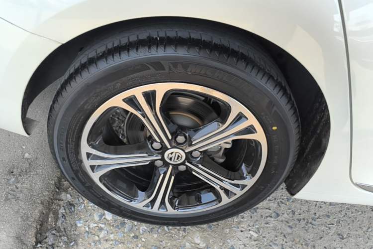Used MG 6 2017 20T Automatic Luxury Smart Connect Version China V Standard Right Rear Wheel Hub