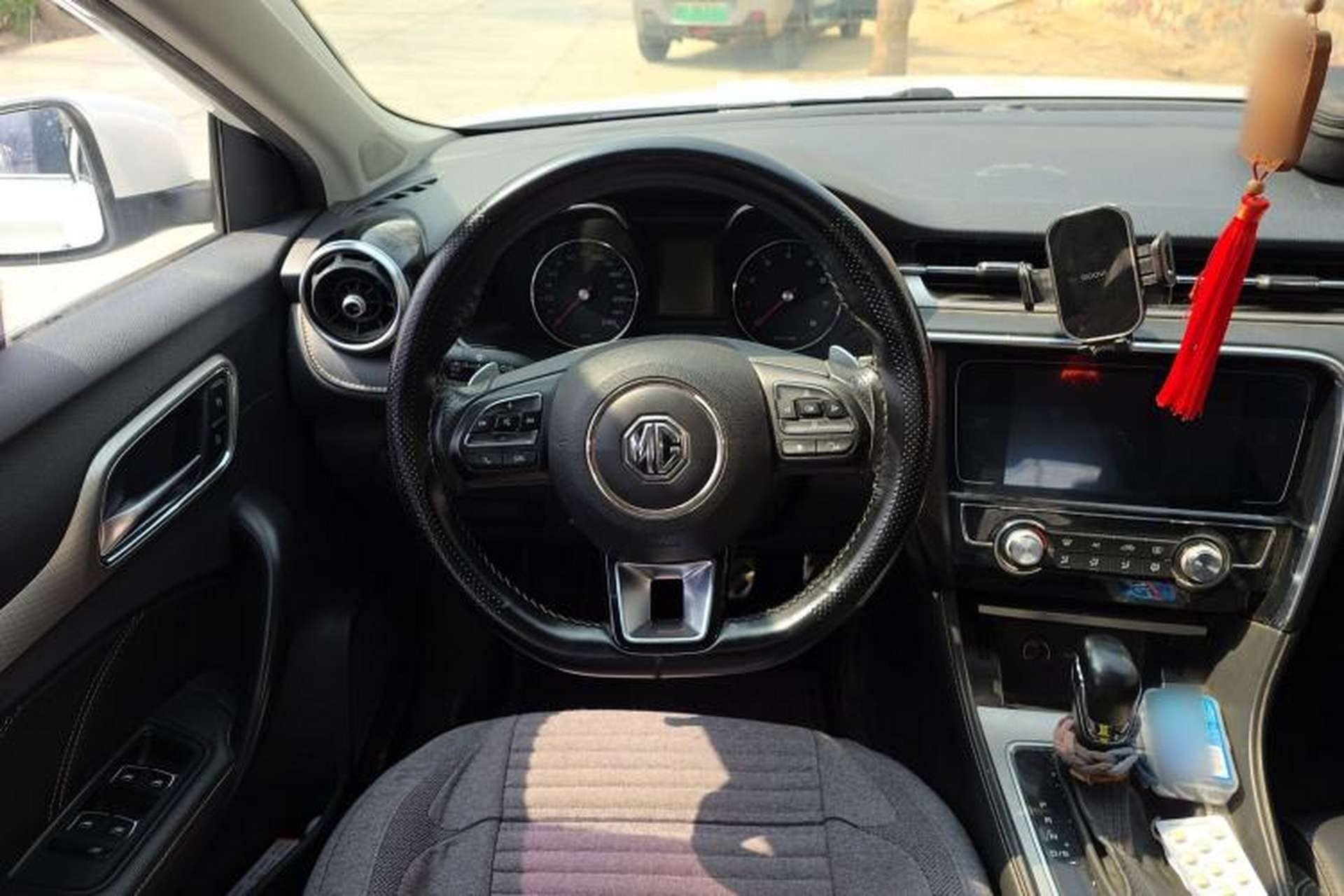 Used MG 6 2017 20T Automatic Luxury Smart Connect Version China V Standard Steering Wheel