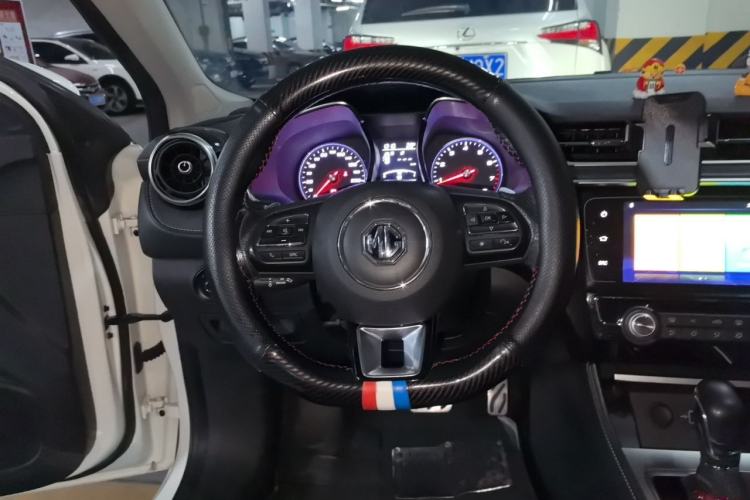 Used MG 6 2017 20T Automatic Luxury Smart Connect Version China V Standard Steering Wheel