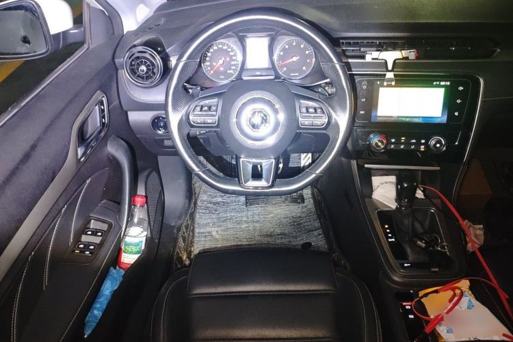 Used MG 6 2017 20T Automatic Luxury Smart Connect Version China V Standard Steering Wheel