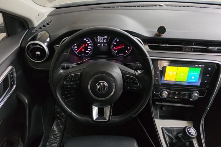 Used MG 6 2017 20T Manual Luxury Smart Connect Version China V Standard Steering Wheel