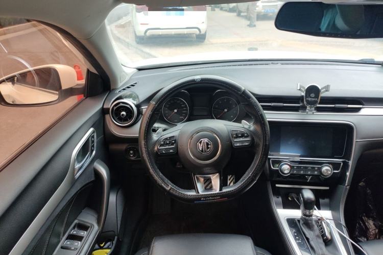 Used MG 6 2017 20T Automatic Luxury Smart Connect Version China V Standard Steering Wheel