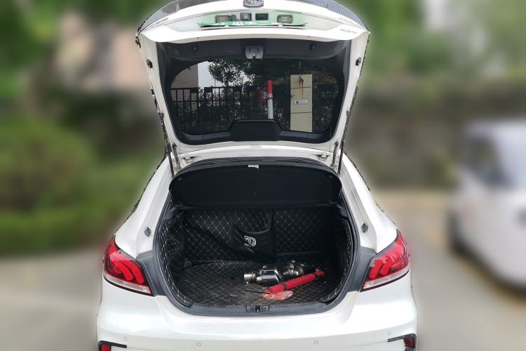 Used MG 6 2017 20T Automatic Trophy Prestige Internet Edition China V Standard Trunk