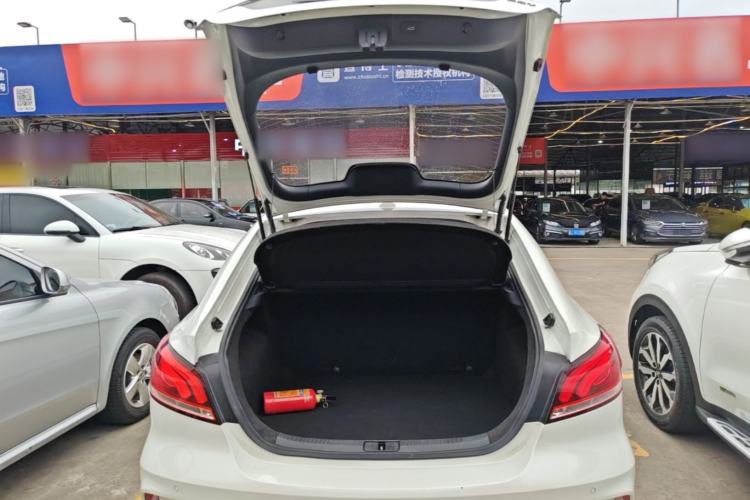 Used MG 6 2017 20T Automatic Luxury Smart Connect Version China V Standard Trunk