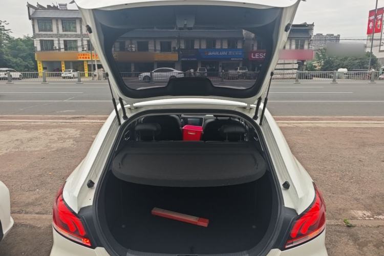 Used MG 6 2017 20T Automatic Luxury Smart Connect Version China V Standard Trunk