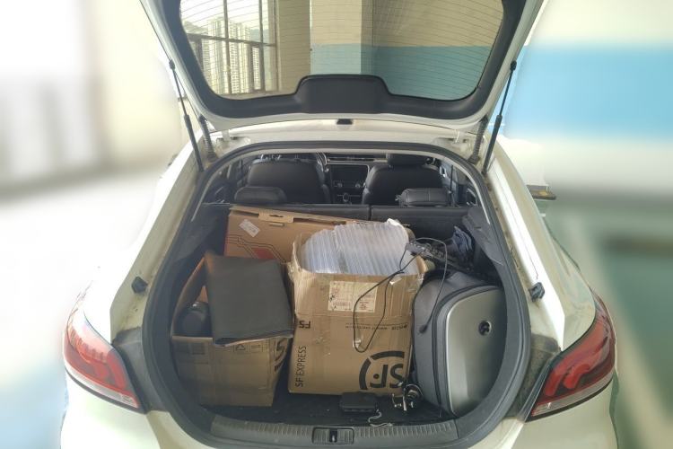 Used MG 6 2017 20T Automatic Luxury Smart Connect Version China V Standard Trunk