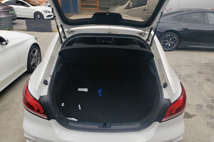 Used MG 6 2017 20T Manual Luxury Smart Connect Version China V Standard Trunk