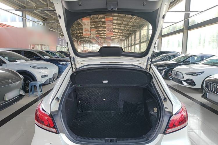 Used MG 6 2017 20T Automatic Luxury Smart Connect Version China V Standard Trunk