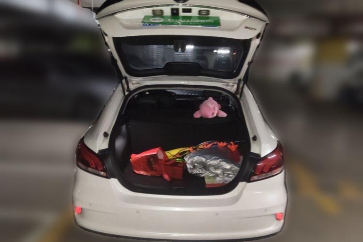 Used MG 6 2017 20T Automatic Luxury Smart Connect Version China V Standard Trunk
