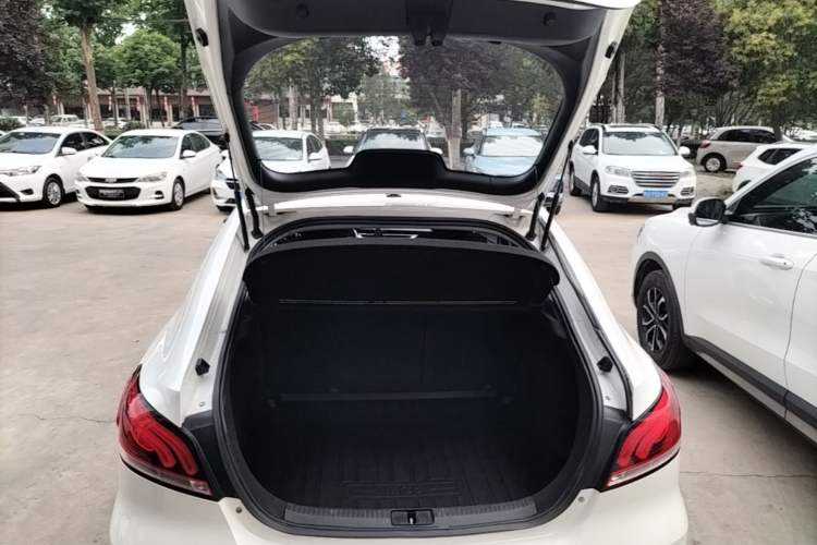 Used MG 6 2017 20T Automatic Elite Smart Connect Version China V Standard Trunk