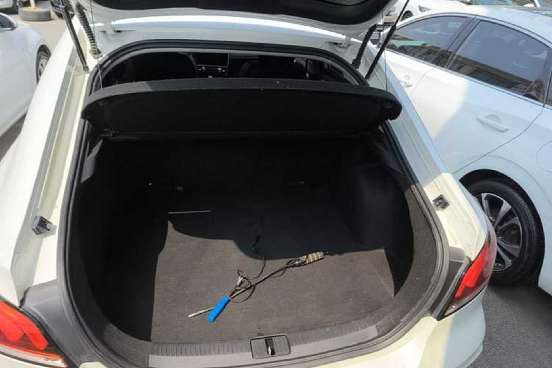 Used MG 6 2017 20T Automatic Luxury Smart Connect Version China V Standard Trunk