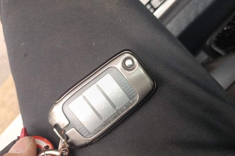 Used MG 6 2017 20T Automatic Luxury Smart Connect Version China V Standard Vehicle Key