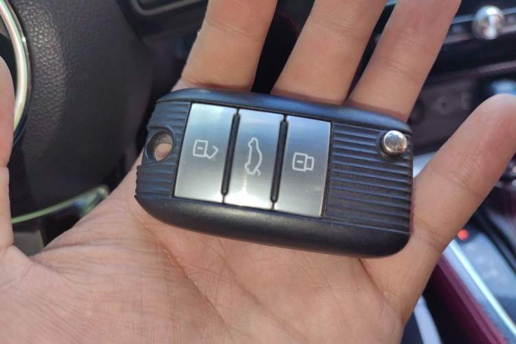 Used MG 6 2017 20T Automatic Trophy Prestige Internet Edition China V Standard Vehicle Key