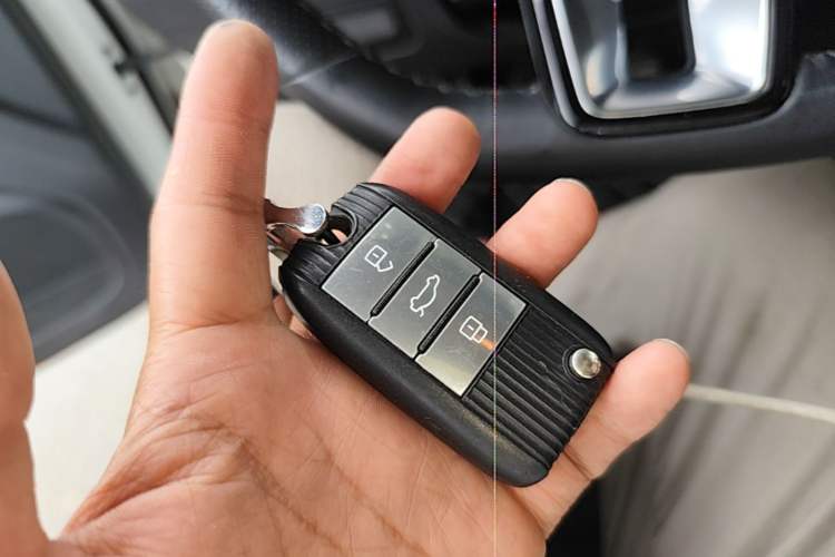 Used MG 6 2017 20T Automatic Luxury Smart Connect Version China V Standard Vehicle Key