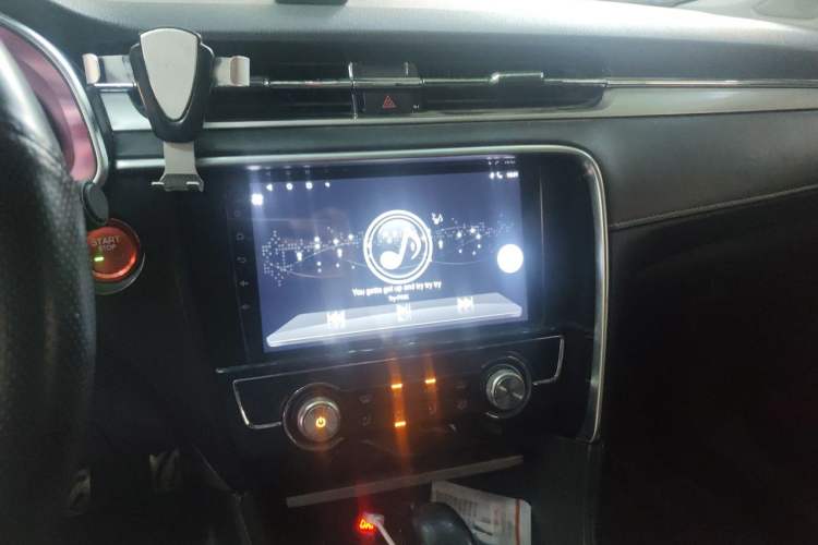 Used MG 6 2018 20T Automatic Luxury Smart Connectivity Version China VI Standard Audio And AC Panel