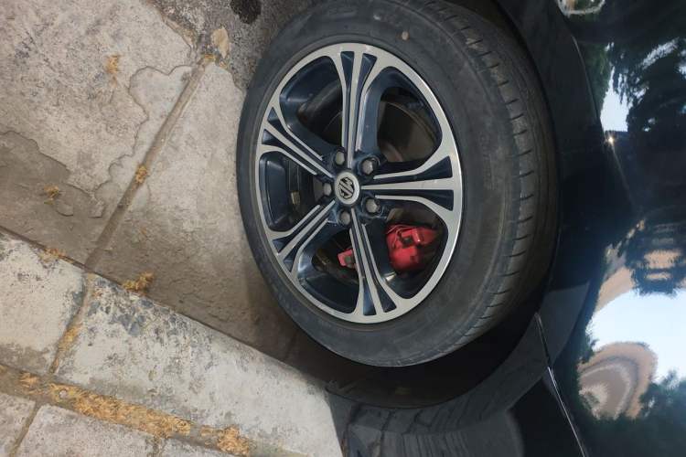 Used MG 6 2018 20T Automatic Luxury Smart Connectivity Version China VI Standard Right Front Wheel Hub