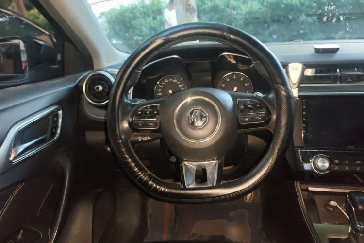 Used MG 6 2018 20T Automatic Luxury Smart Connectivity Version China VI Standard Steering Wheel