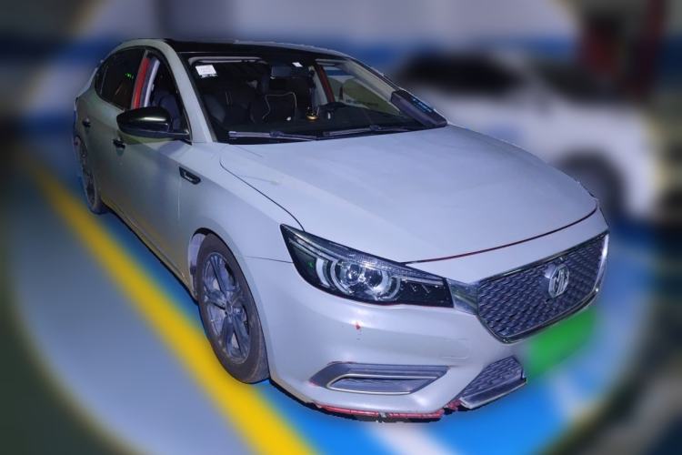 Used MG 6 2018 20T Automatic Luxury Smart Connectivity Version China VI Standard Front Right 45 Deg