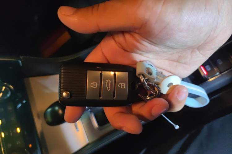 Used MG 6 2018 20T Automatic Luxury Smart Connectivity Version China VI Standard Vehicle Key