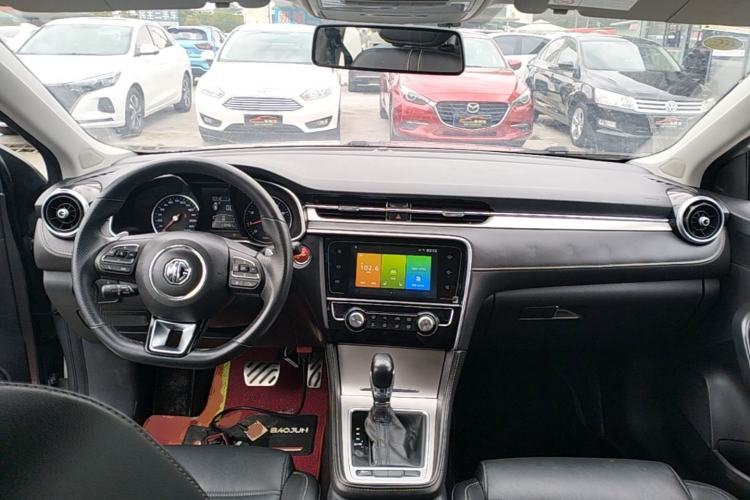 Used MG 6 2018 20T Automatic Luxury Smart Connectivity Version China VI Standard Center Console