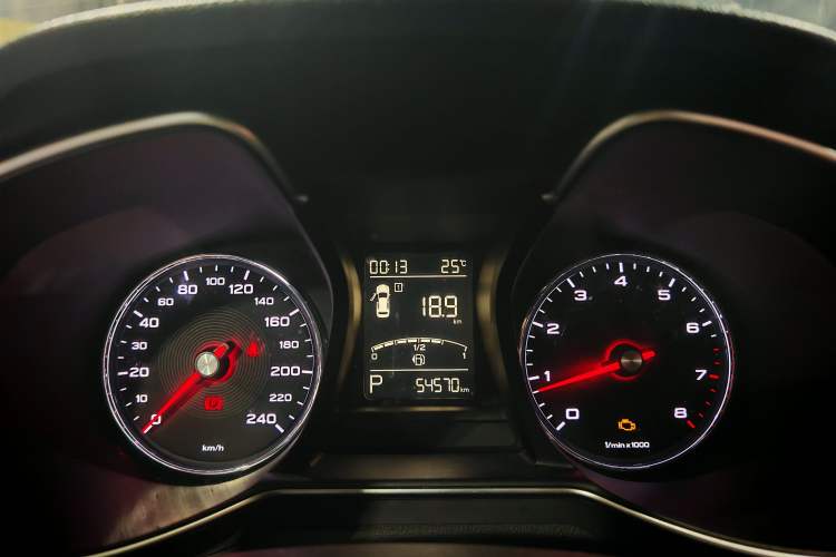 Used MG 6 2018 20T Automatic Luxury Smart Connectivity Version China VI Standard Odometer Close Up
