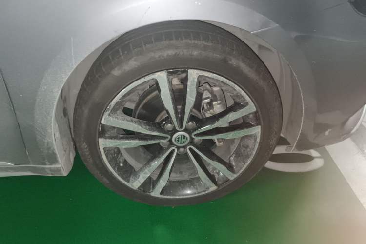 Used MG 6 2018 20T Automatic Trophy Premium Internet Edition China VI Standard Right Front Wheel Hub