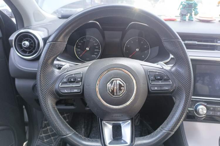 Used MG 6 2018 20T Automatic Luxury Smart Connectivity Version China VI Standard Steering Wheel