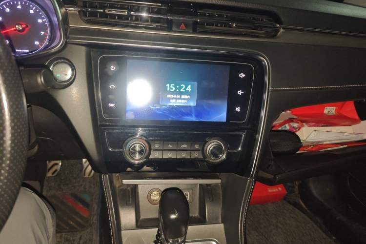 Used MG 6 2018 20T Automatic Luxury Smart Connectivity Version China VI Standard Audio And AC Panel
