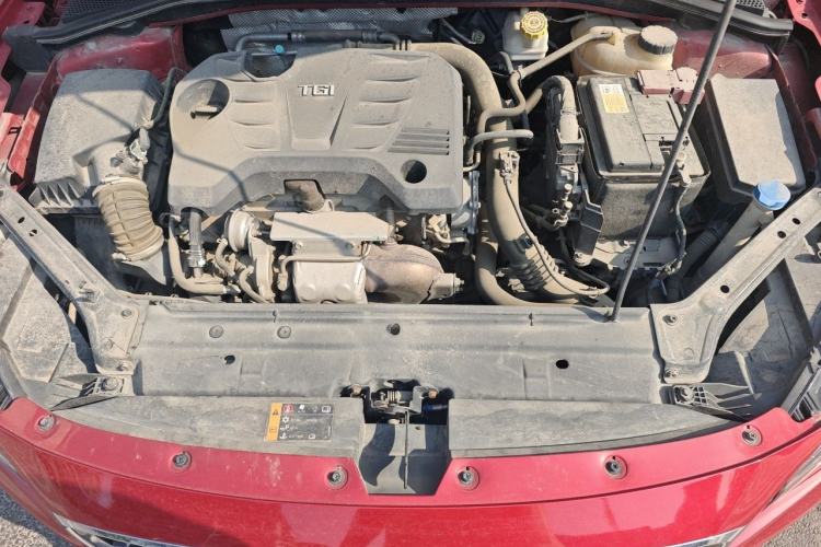 Used MG 6 2018 20T Automatic Trophy Premium Internet Edition China VI Standard Engine Bay