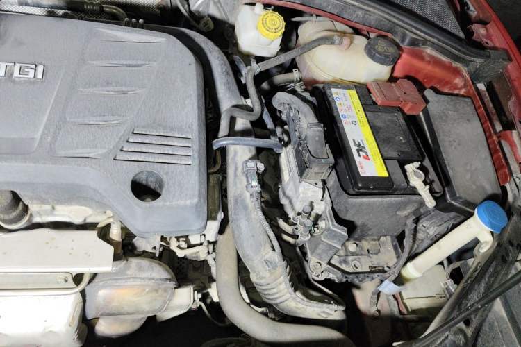 Used MG 6 2018 20T Automatic Trophy Premium Internet Edition China VI Standard Engine Bay Left