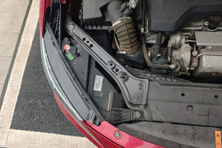 Used MG 6 2018 20T Automatic Trophy Premium Internet Edition China VI Standard Engine Bay Right